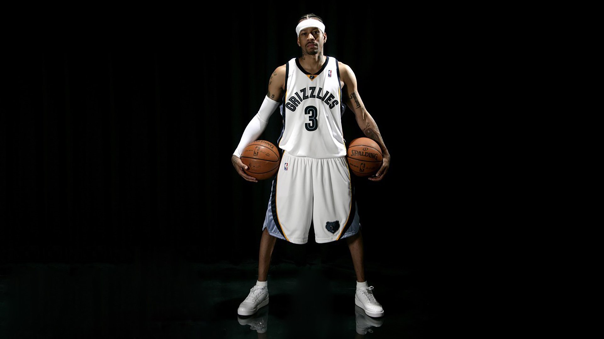 森林狼组织主题日鼓励球迷穿复古球衣入场,森林狼复古球裤
