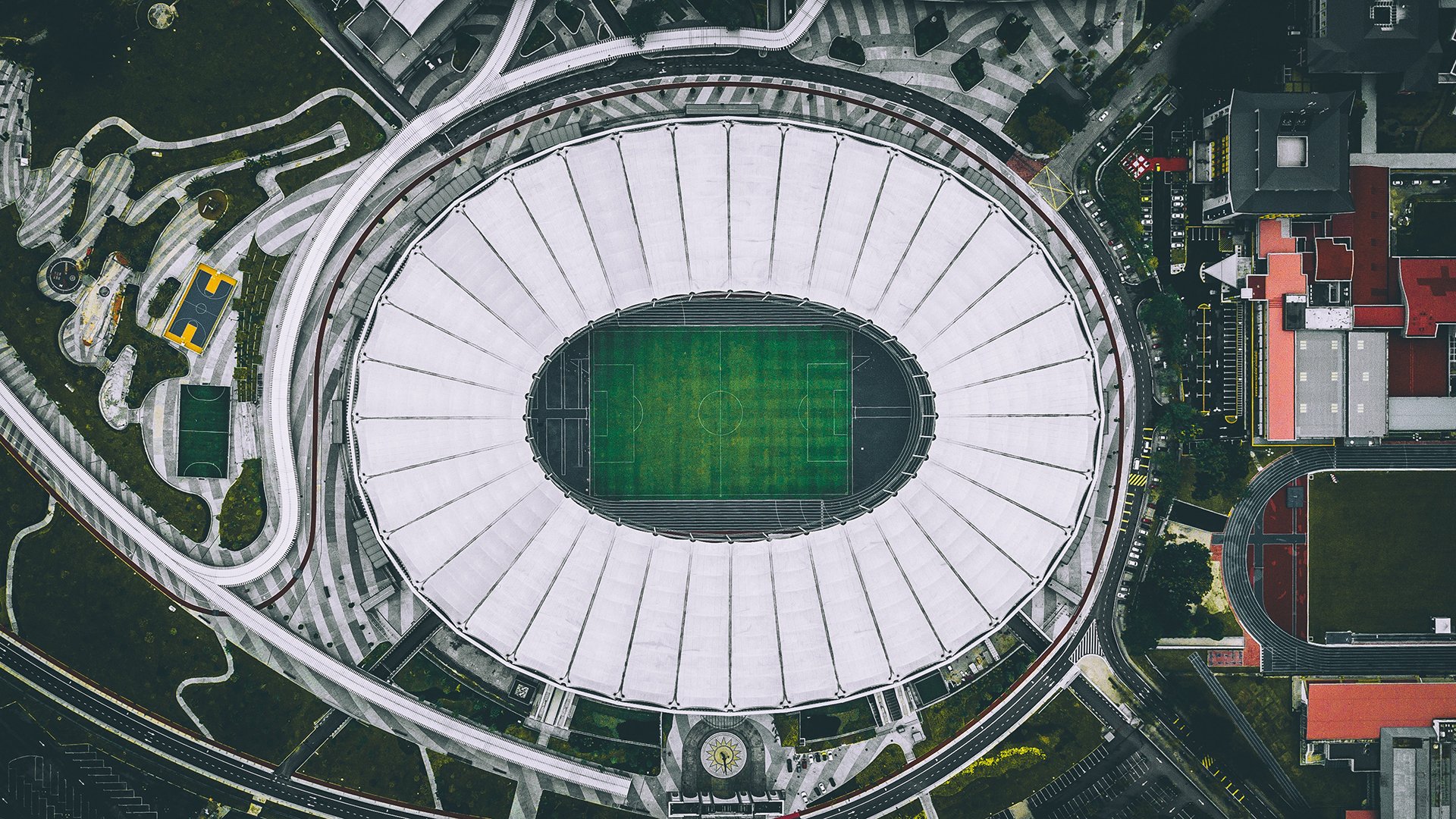 九游sports-英超反超战：瞬间改变比赛命运的致命一击，英超大逆转